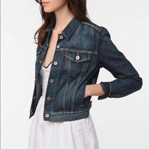 NWOT LEVIS // UO // trucker denim jacket